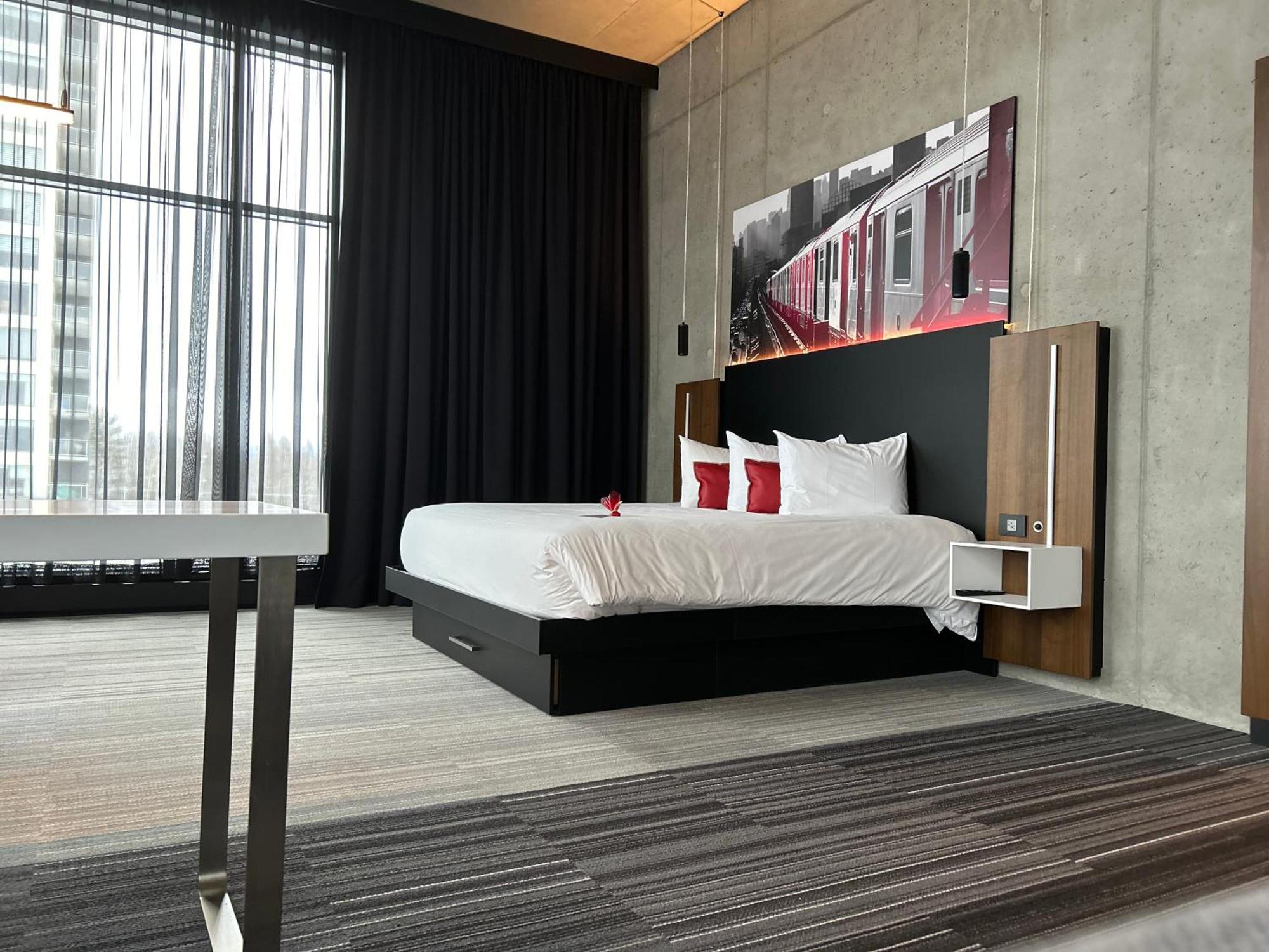 Grand Hotel Times Blainville-Mirabel Εξωτερικό φωτογραφία