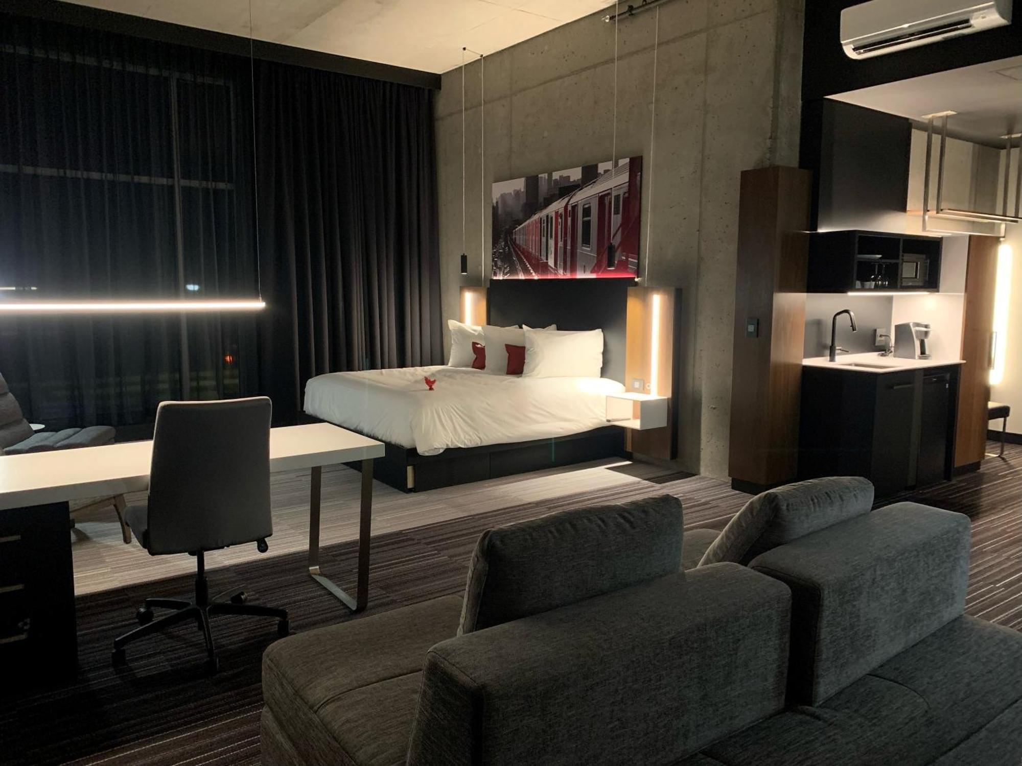 Grand Hotel Times Blainville-Mirabel Εξωτερικό φωτογραφία